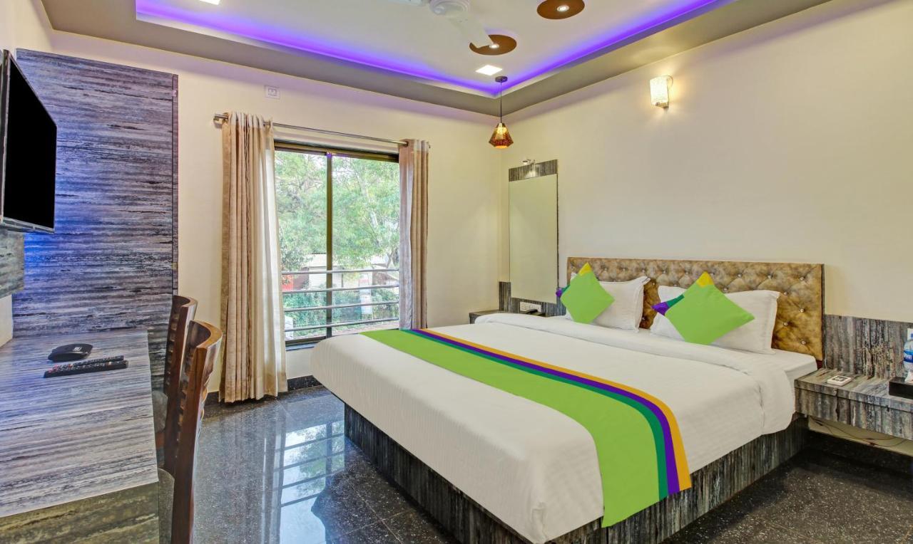 Hotel Treebo Dreamworld Mahābaleshwar Esterno foto